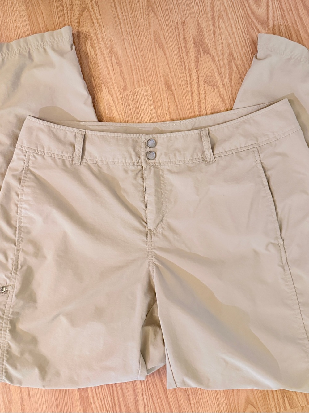 ExOfficio Insect Shield Women’s Convertible Cargo Pants- Sz 14 Tan